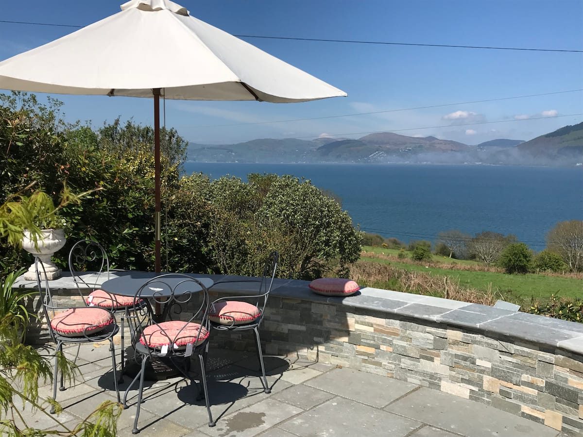 Carlingford Sea Cottage — Carlingford Lough, close up, from almost every window (3 of 12)
