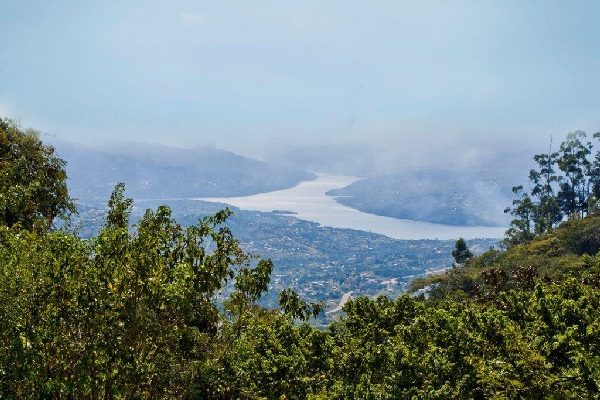 Rooms with a View — Inanda Dam far below, the Valley of a Thousand Hills as a backdrop (4 of 18)