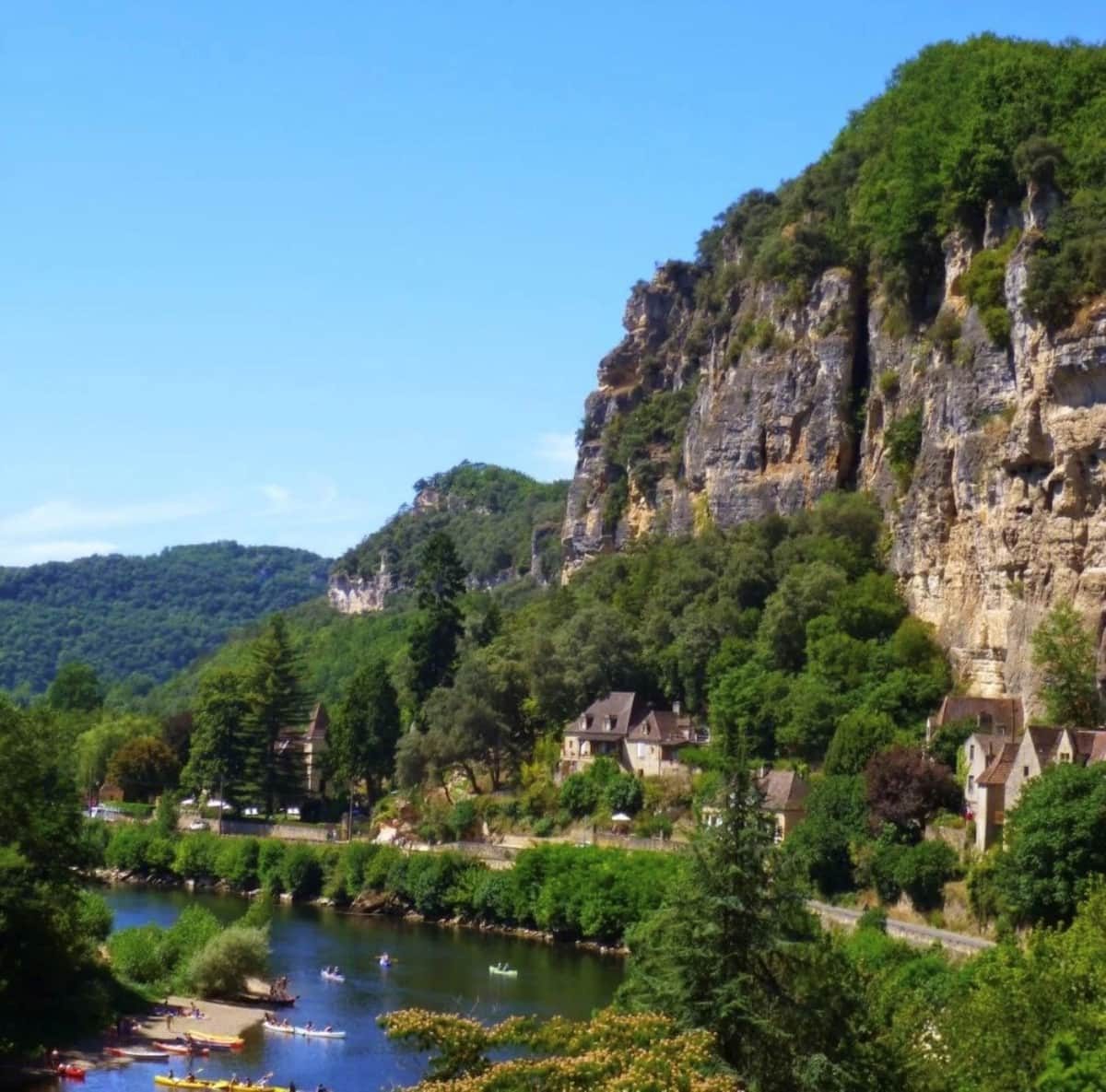 La Terrasse — Over the village rooftops, down to the Dordogne and the cliffs (10 of 12)