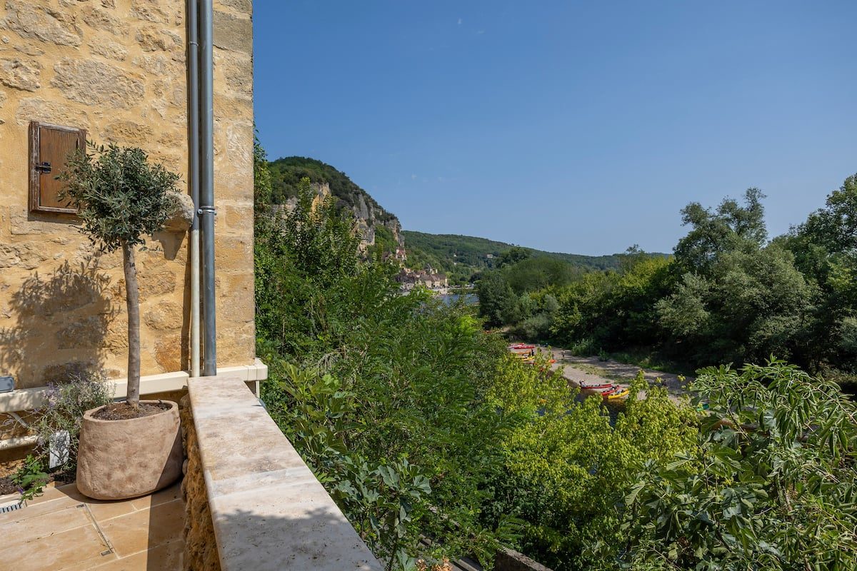 Le Martin-Pêcheur — Exceptional views of La Roque-Gageac and the Dordogne below (10 of 12)